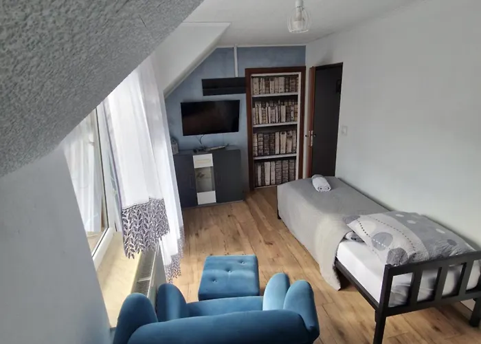 Apartamenty, Somea בית הארחה 3*