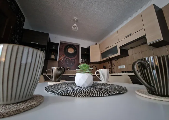 Apartamenty, Somea בית הארחה