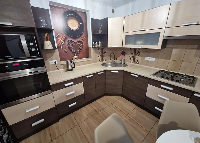 Apartamenty, Somea 3* אוסטראון